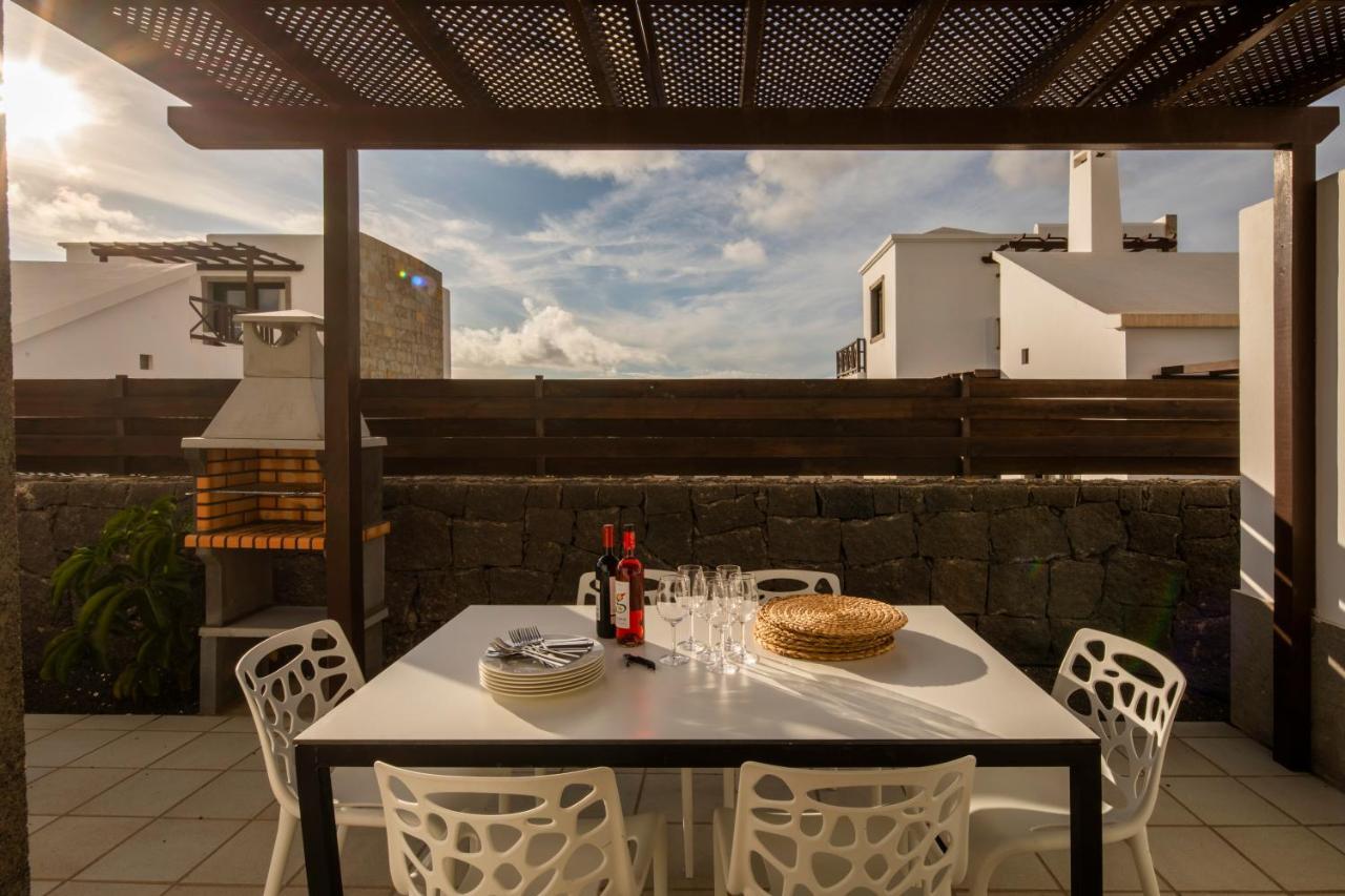 Playa Blanca Beach Mate Exterior photo
